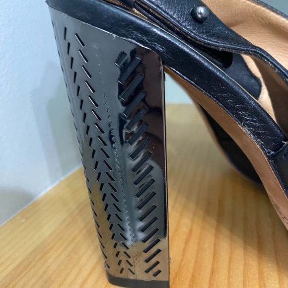 Coach Lillie Leather Sandal - Picture 3 of 6